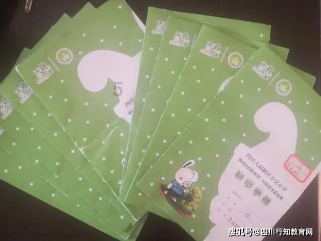 打假测评，山东小伙挑战鲱鱼罐头，“喝汤的这么一幕”我无语了！